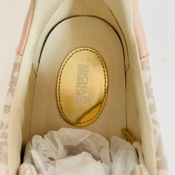 MICHAEL KORS POPPY LACE UP MK SIGNATURE PARIS GIRL PRINT SNEAKERS SHOES - Picture 7 of 13